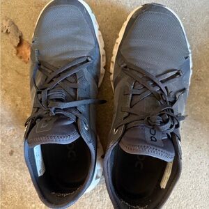 On Clouds women  Dark grey/black Athletic Shoes